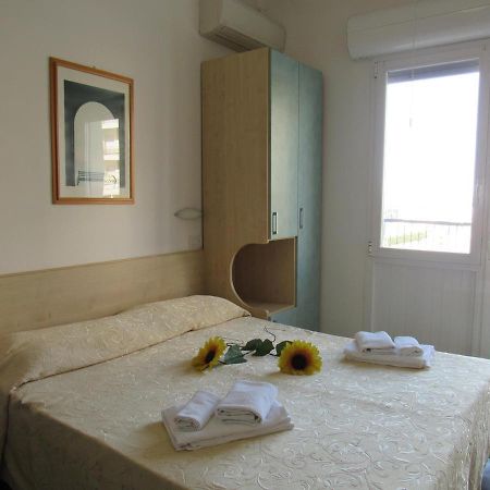 רימיני Hotel Venus מראה חיצוני תמונה