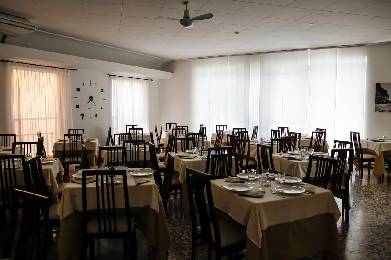רימיני Hotel Venus מראה חיצוני תמונה
